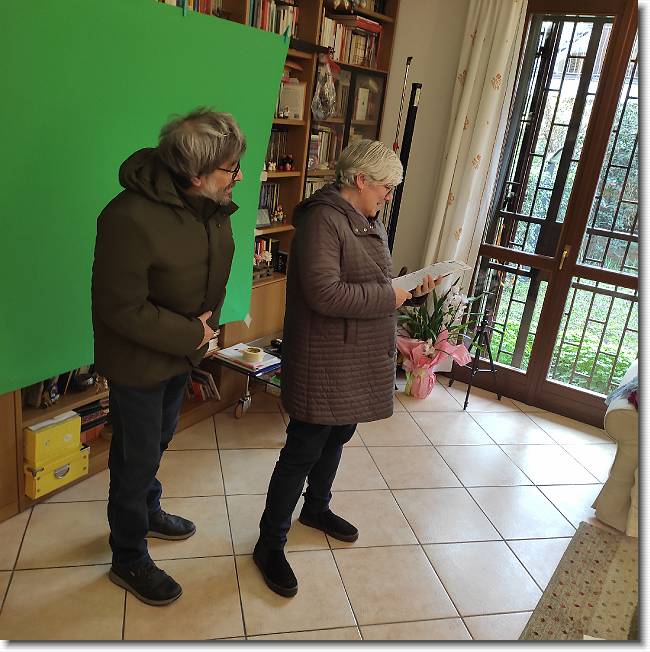 Clicca per scorrere le foto originali ingrandite